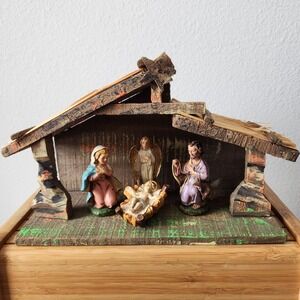 Vintage Nativity Set Made in Italy Wooden Barn Christmas Home Decor Religious‎